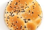 Булочка для бургера с ч/б кунжутом Импринт 100 мм (63г х 48 шт) Bagerstat Foodservice зам., Россия